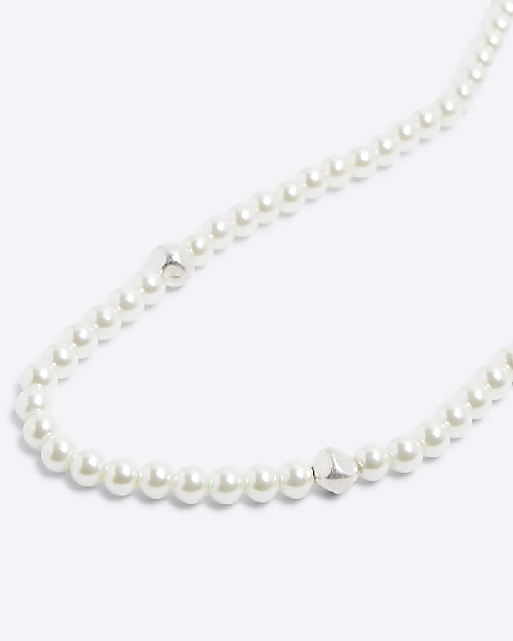 Cream Pearl Necklace