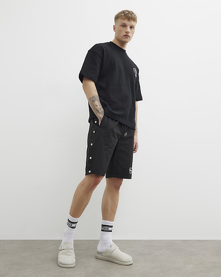 Black Pull On Popper Shorts