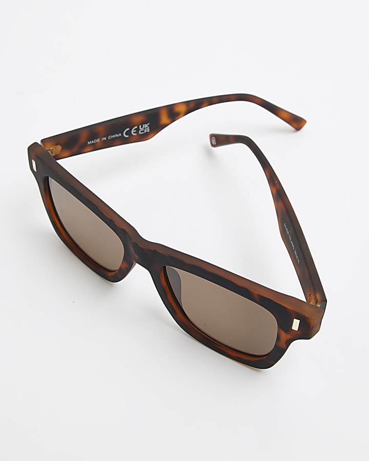 Brown Rubberised Wayfarer Tort Sunglasses