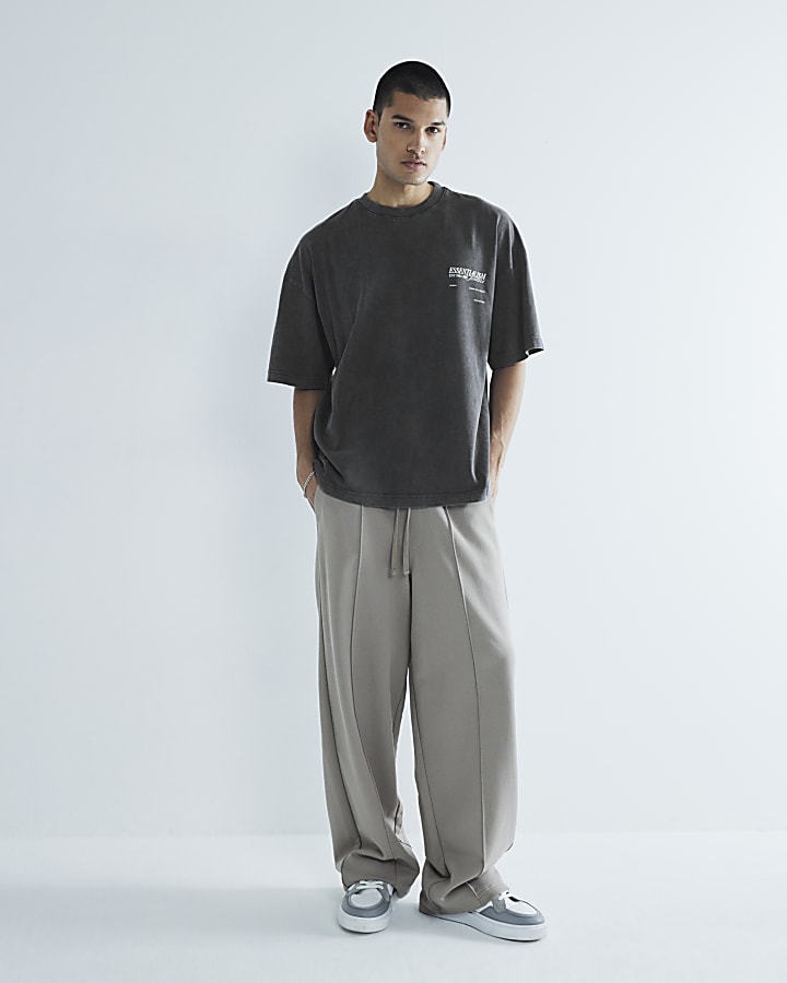 Black Oversized Essential Large T-Shirt
