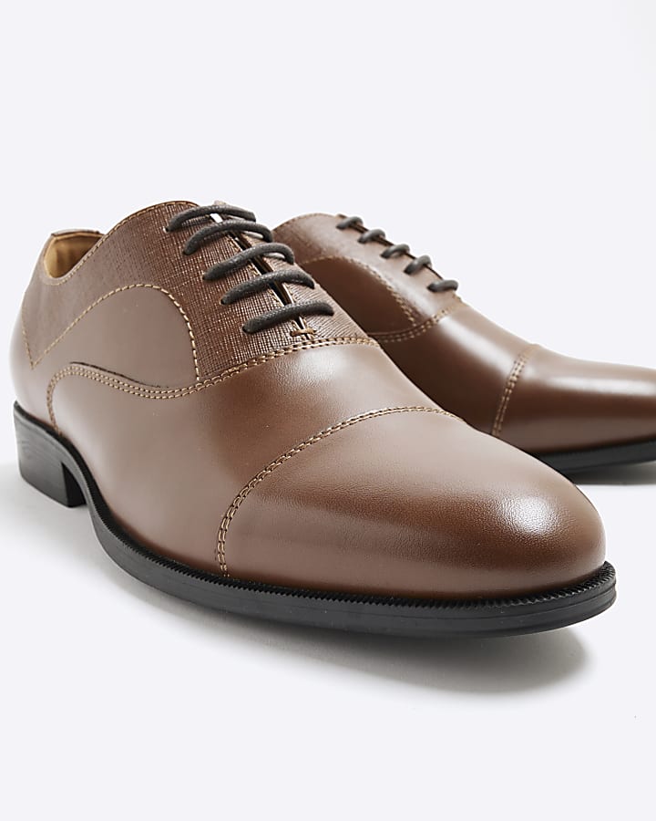 Brown Textured Lace Up Shoes