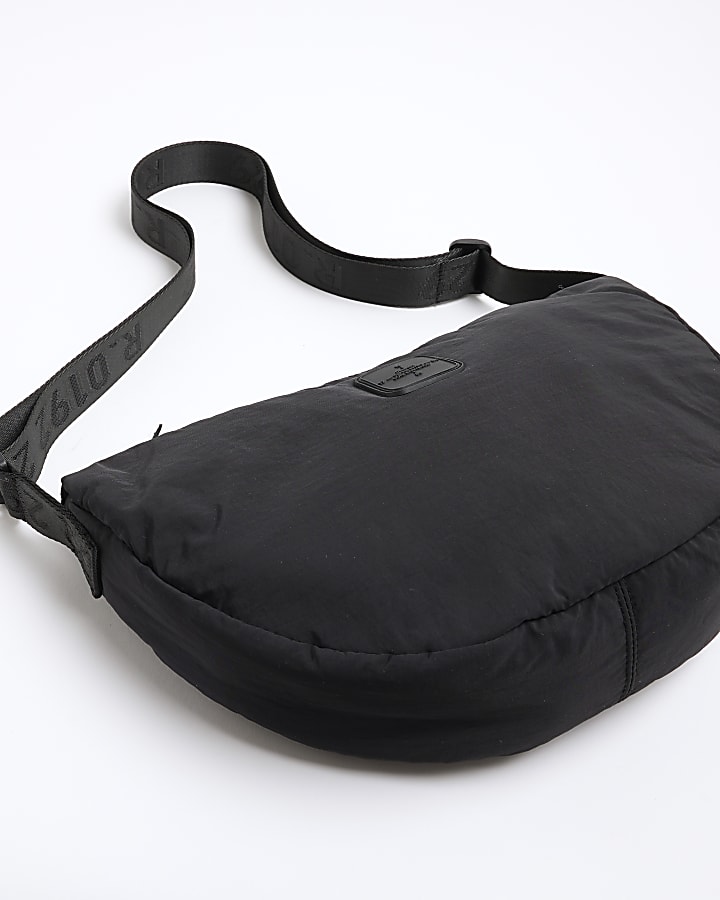 Black Scoop Crinkle Bum Bag