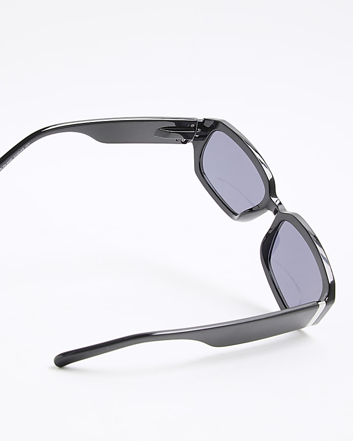 Black Plastic Rectangle Sunglasses