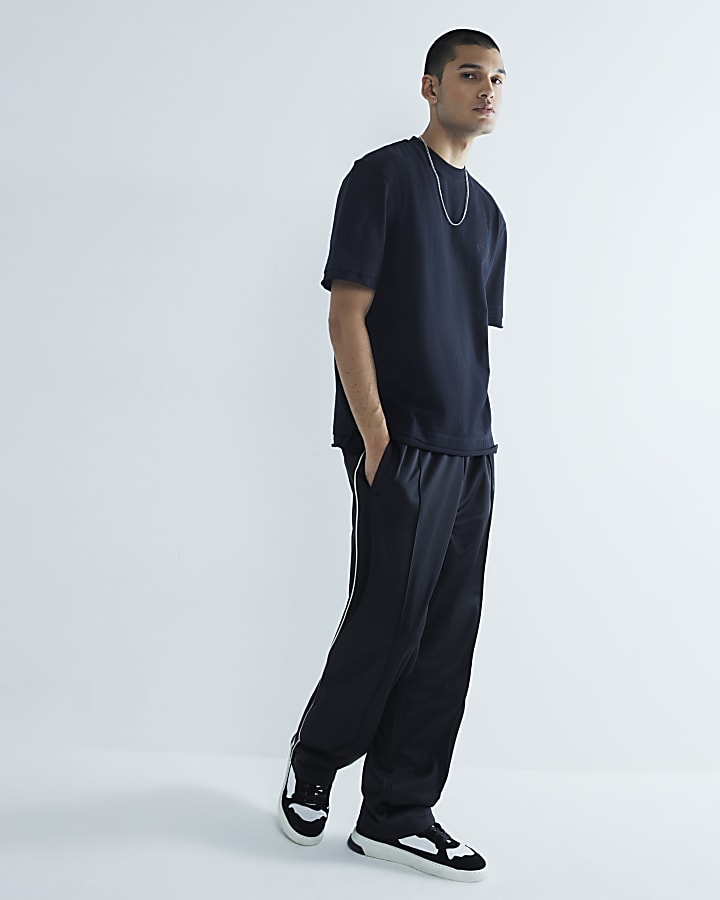 Black Regular Fit Raw Hem T-Shirt