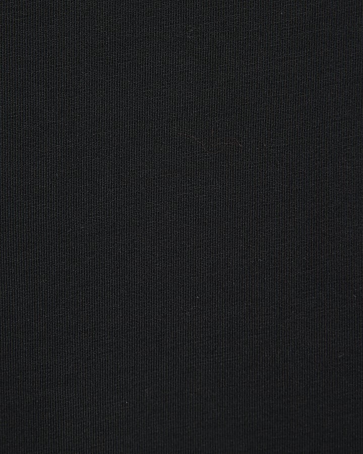 Black Muscle Fit Short Sleeve T-Shirt