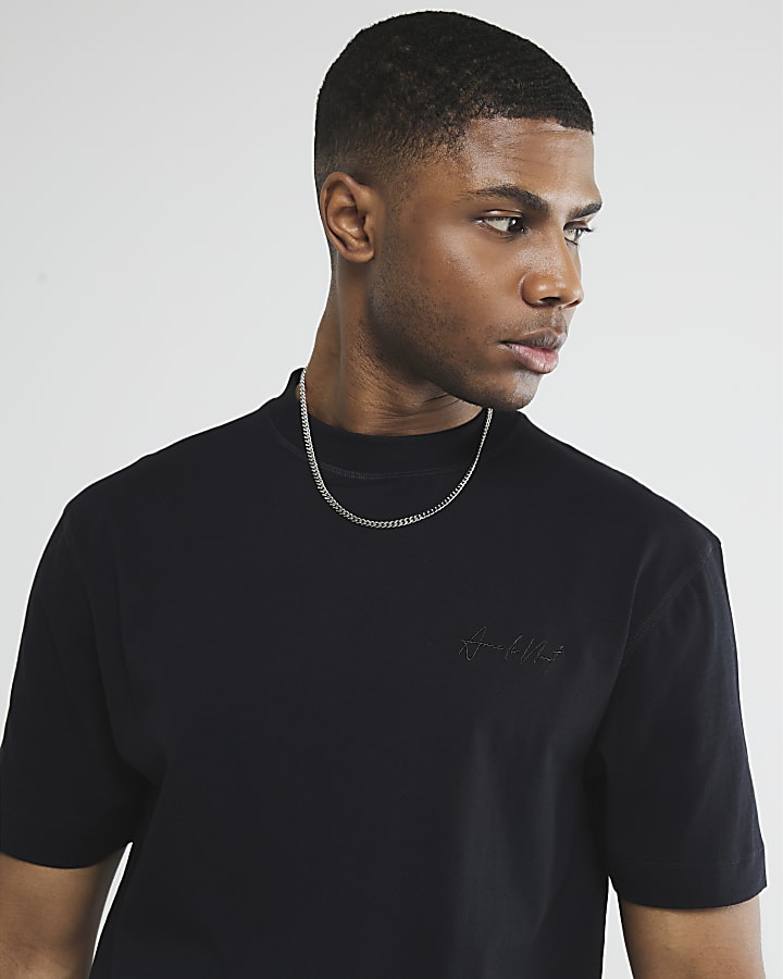 Black Regular Fit Embroidery T-Shirt