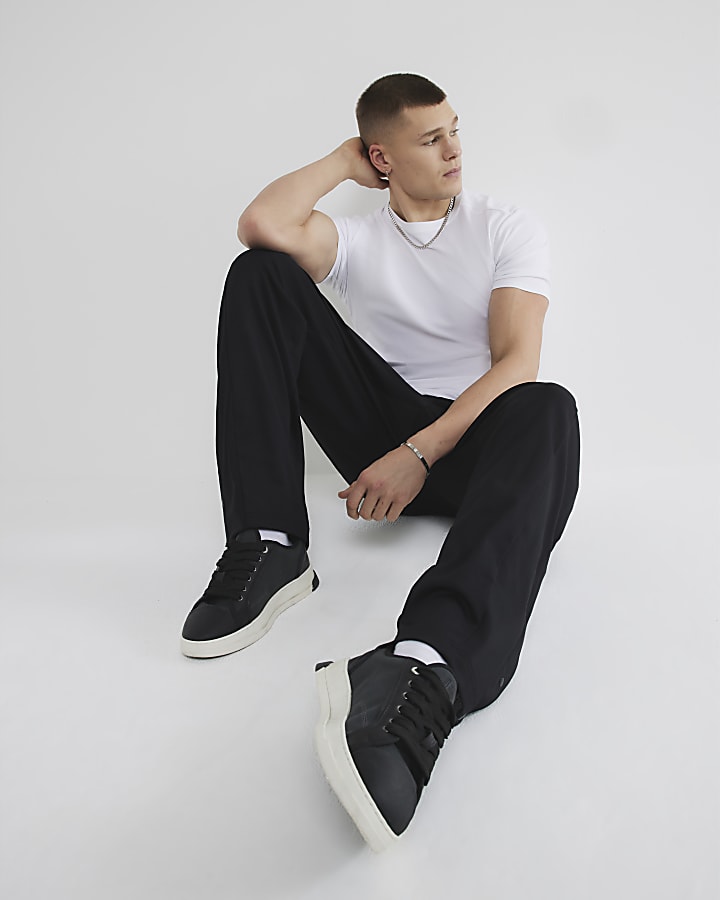 White Muscle Fit Short Sleeve T-Shirt
