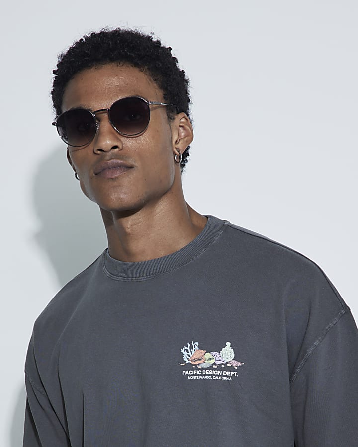 Black Oversized Pacific Seashell T-shirt