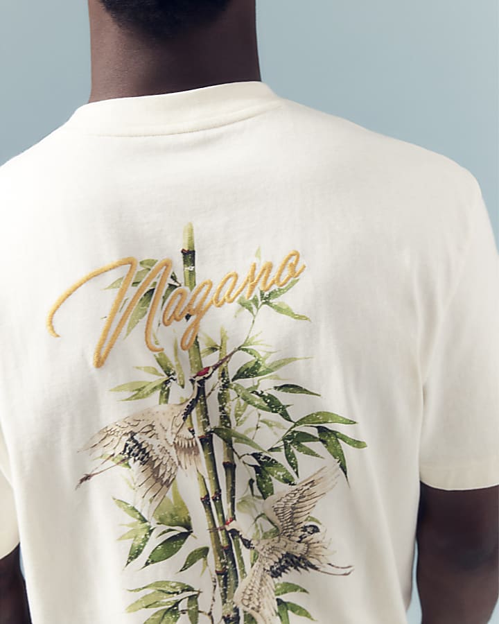 Cream Regular Fit Back Print Design T-shirt