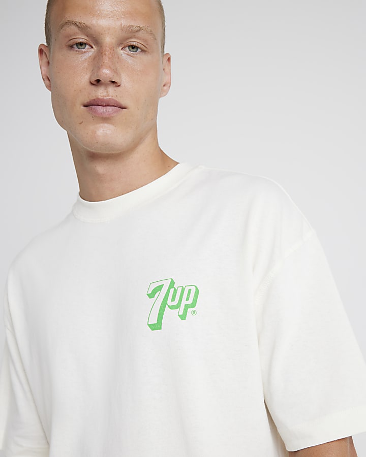 Beige oversized fit 7up graphic t-shirt