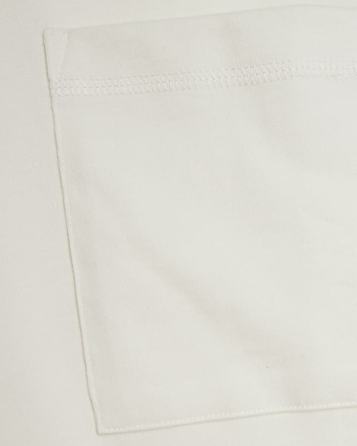 Cream Regular fit Pocket T-shirt