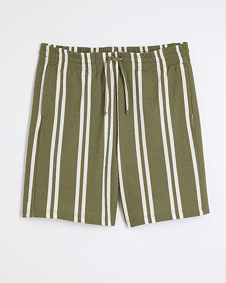 Green Regular Fit Textured Striped Shorts