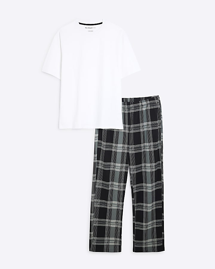 Black Check Printed Pyjamas Set