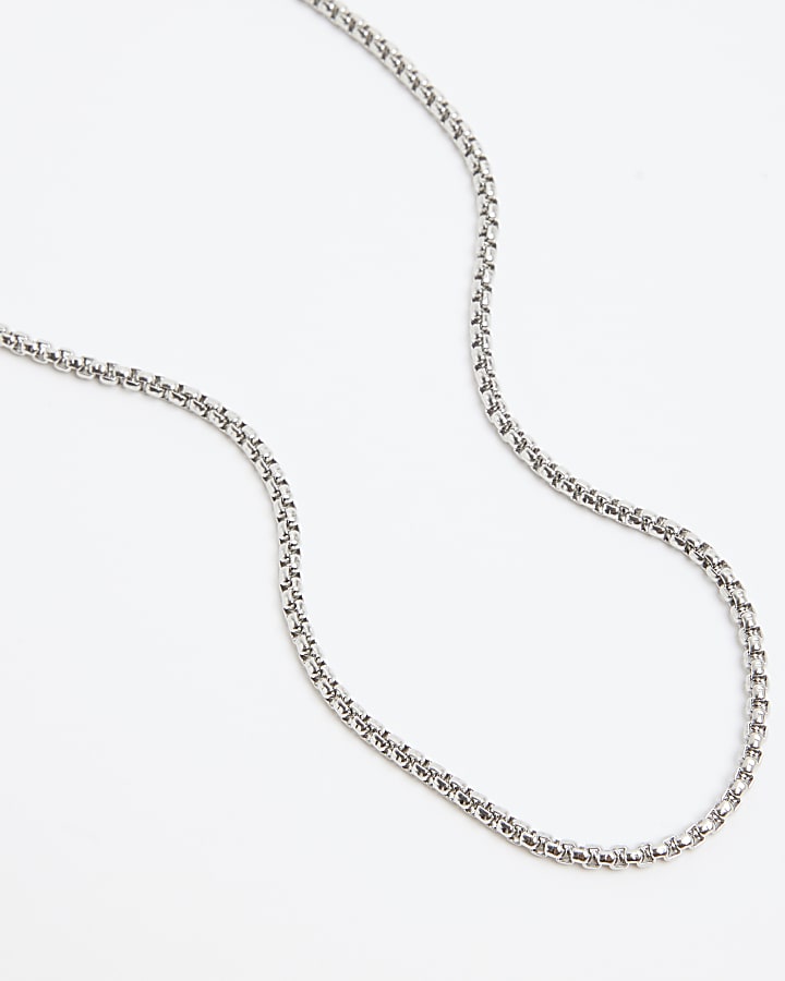 Silver colour cable chain necklace