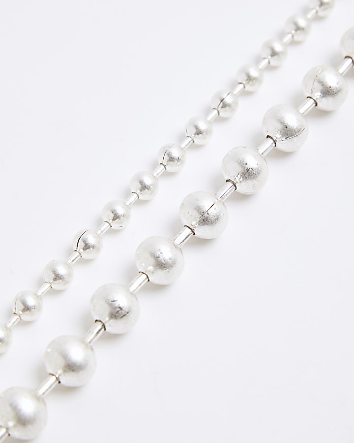 Silver ball necklace