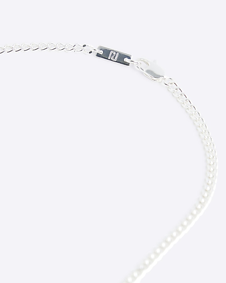 Silver colour textured necklace