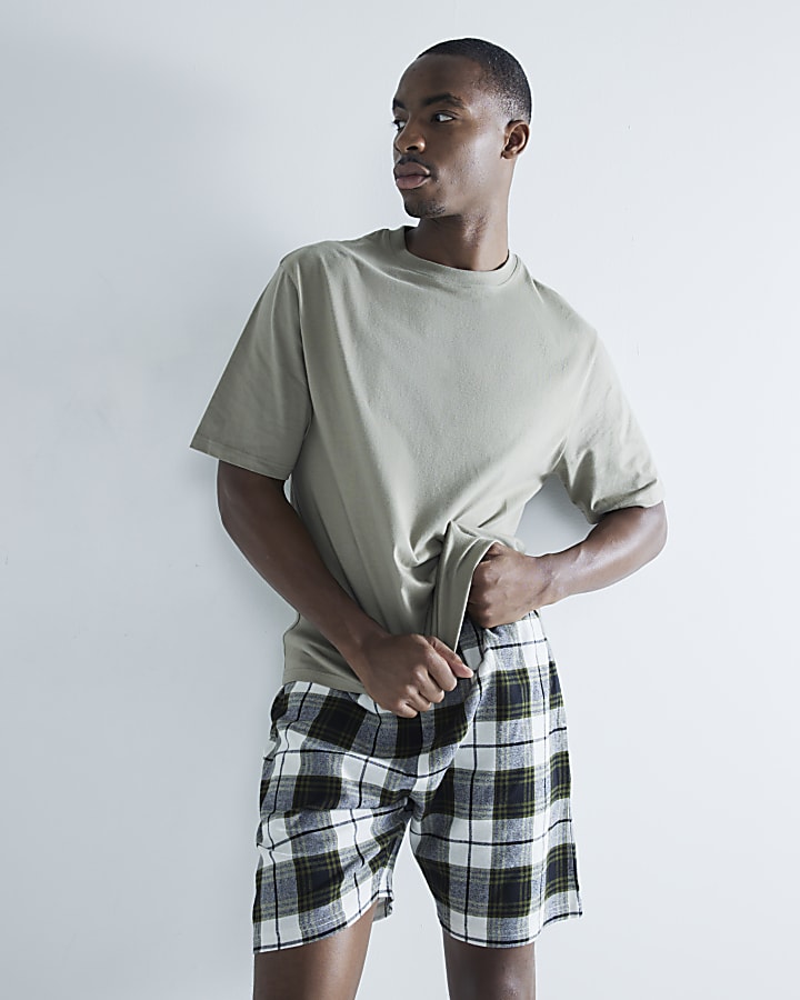 Green T-Shirt And Check Shorts Pyjamas Set