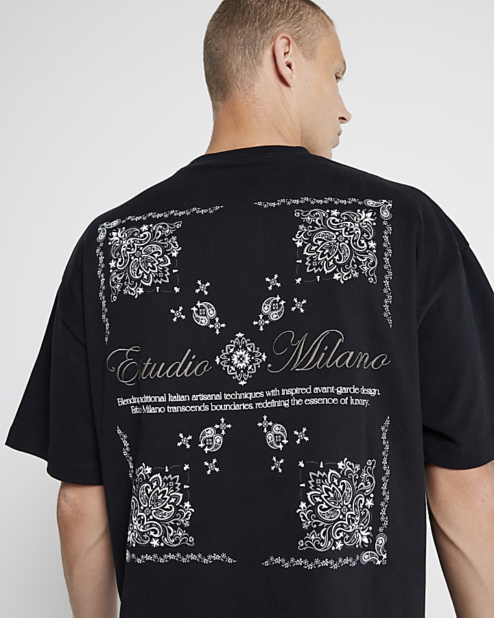 Black oversized fit paisley graphic t-shirt