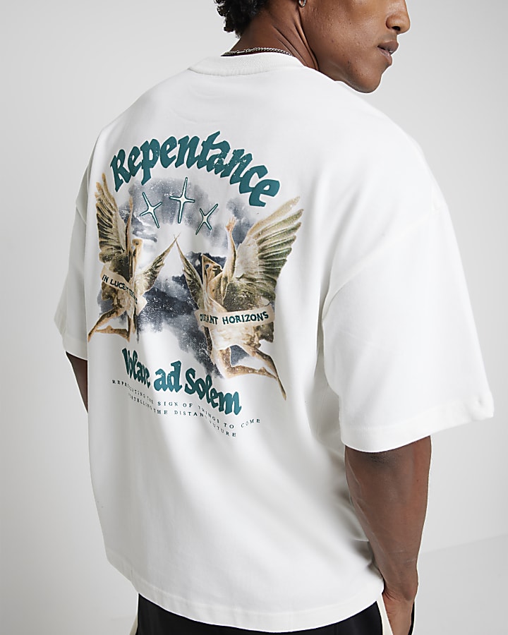 White Oversized fit graphic print t-shirt