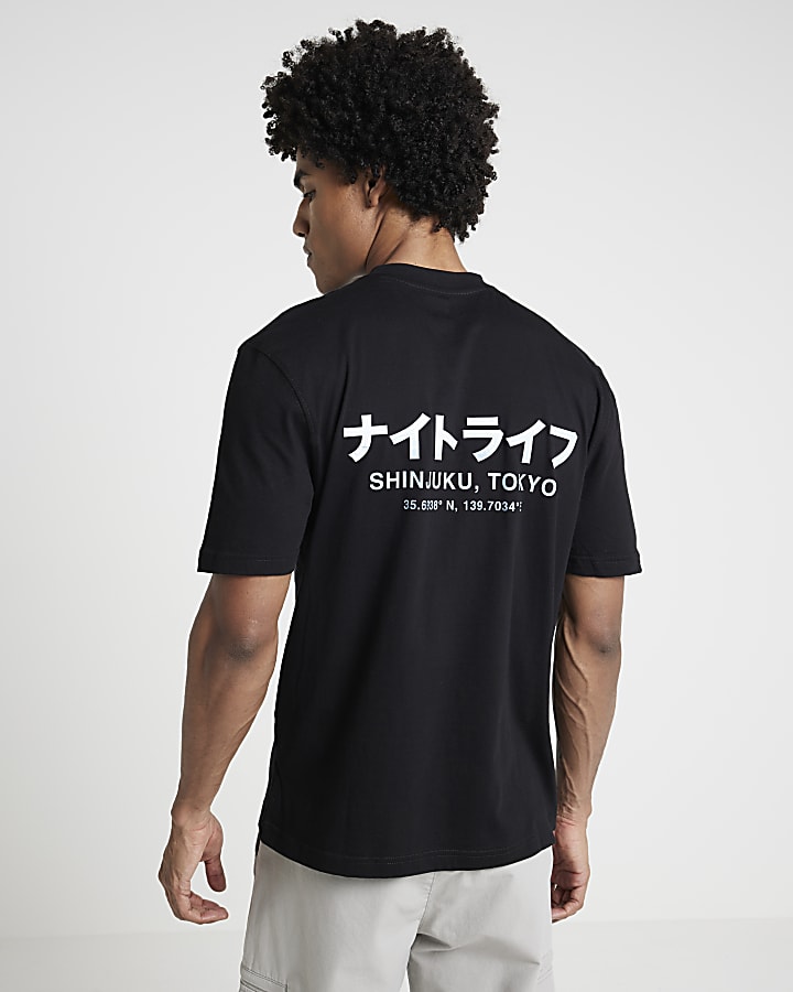 Black regular fit Japanese graphic t-shirt