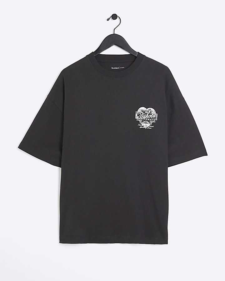 Black oversized fit Dakota graphic t-shirt