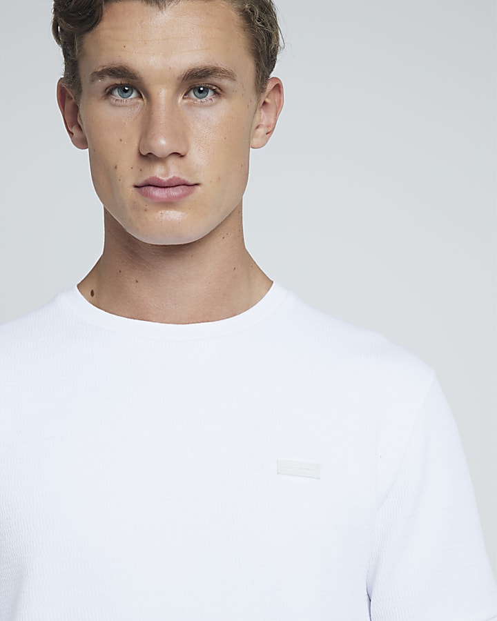 White slim fit textured badge t-shirt