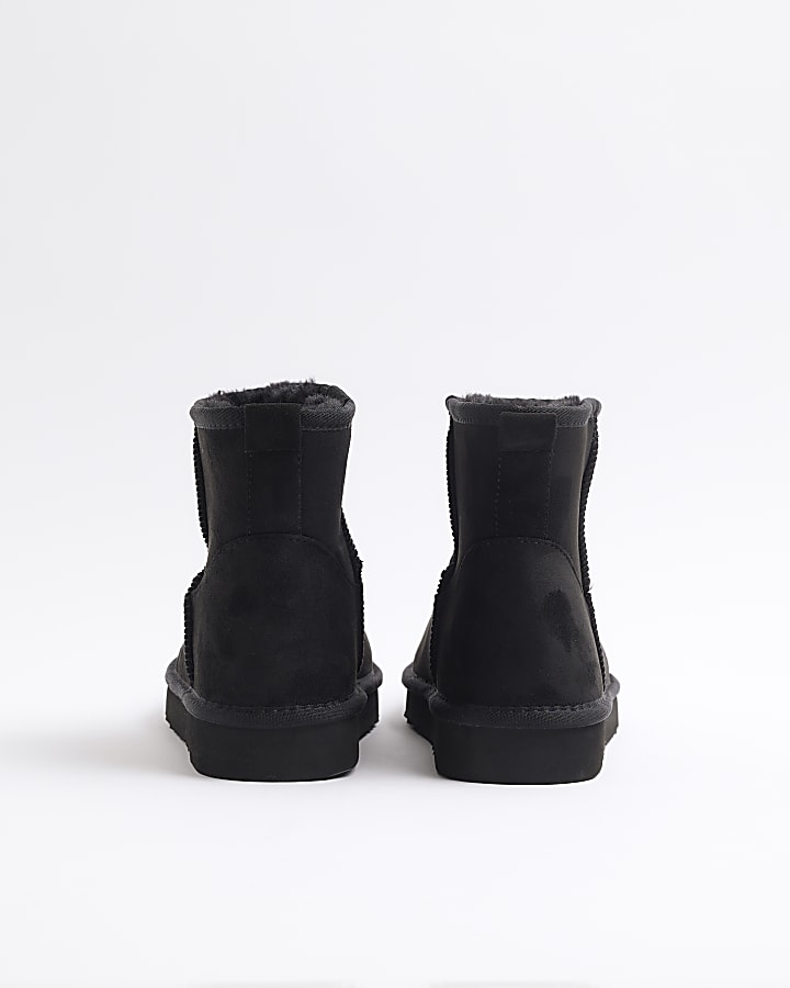 Black Slipper Boots