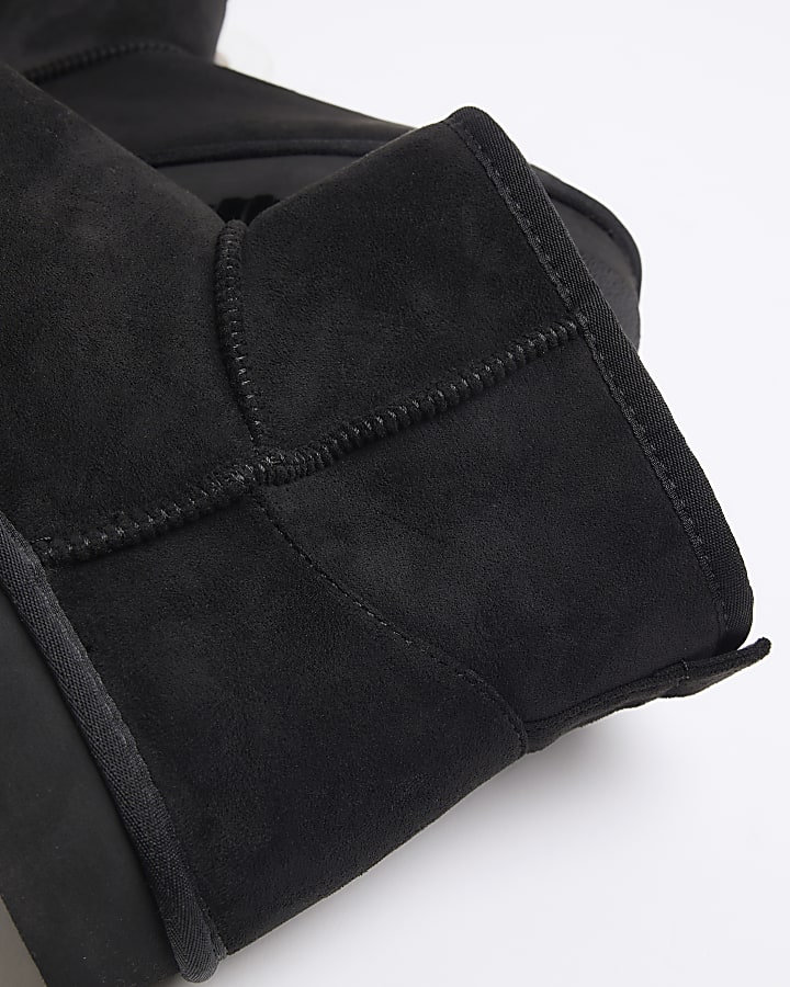 Black Slipper Boots