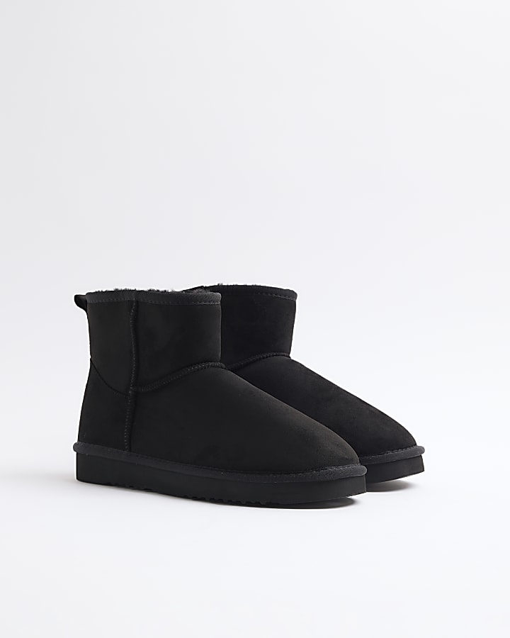 Black Slipper Boots