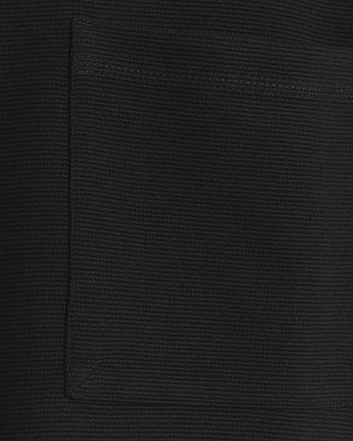 Black slim fit textured pocket t-shirt