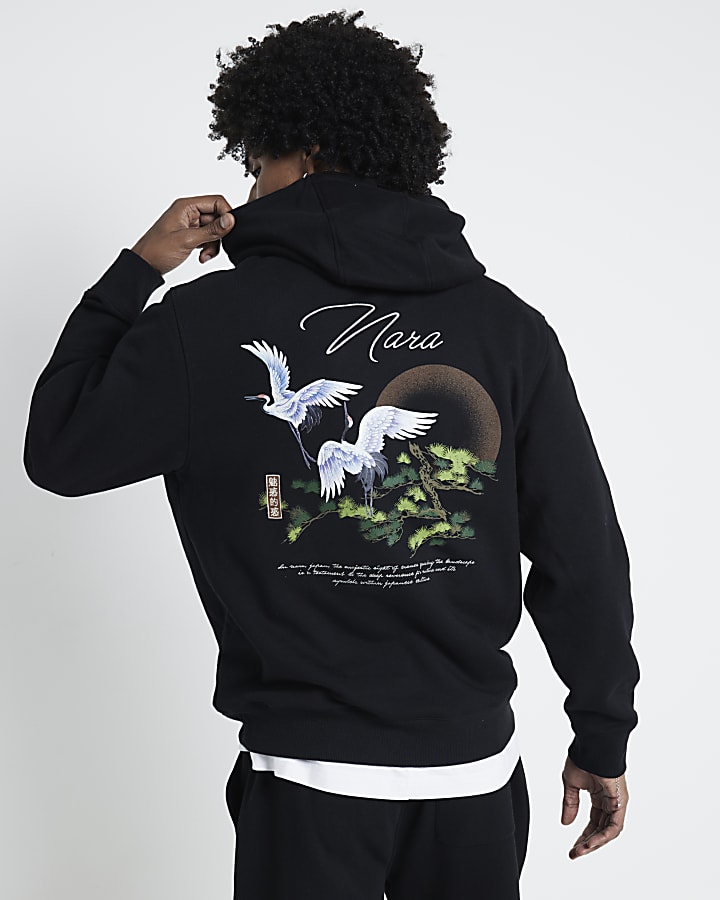 Black Regular Fit Nara Crane Print Hoodie