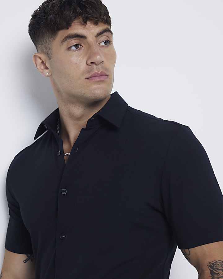 Black slim fit stretch short sleeve shirt