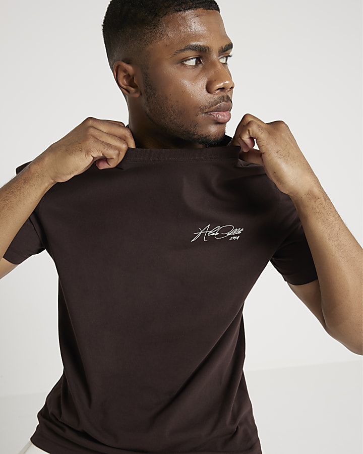 Brown regular fit script graphic t-shirt