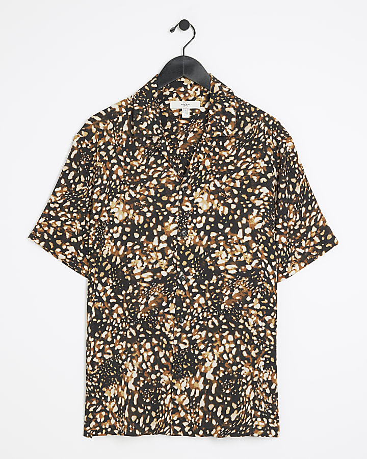 Black regular fit leopard print revere shirt