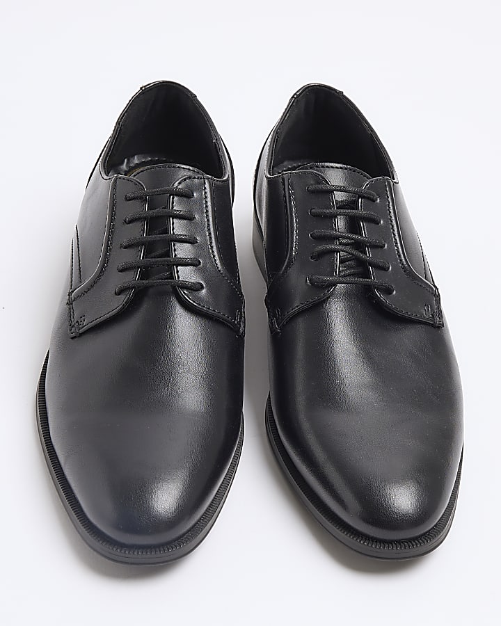 Black formal derby shoes