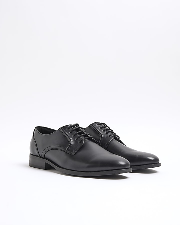 Black formal derby shoes