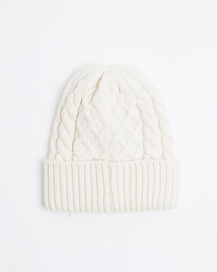 Beige chunky cable knit beanie hat