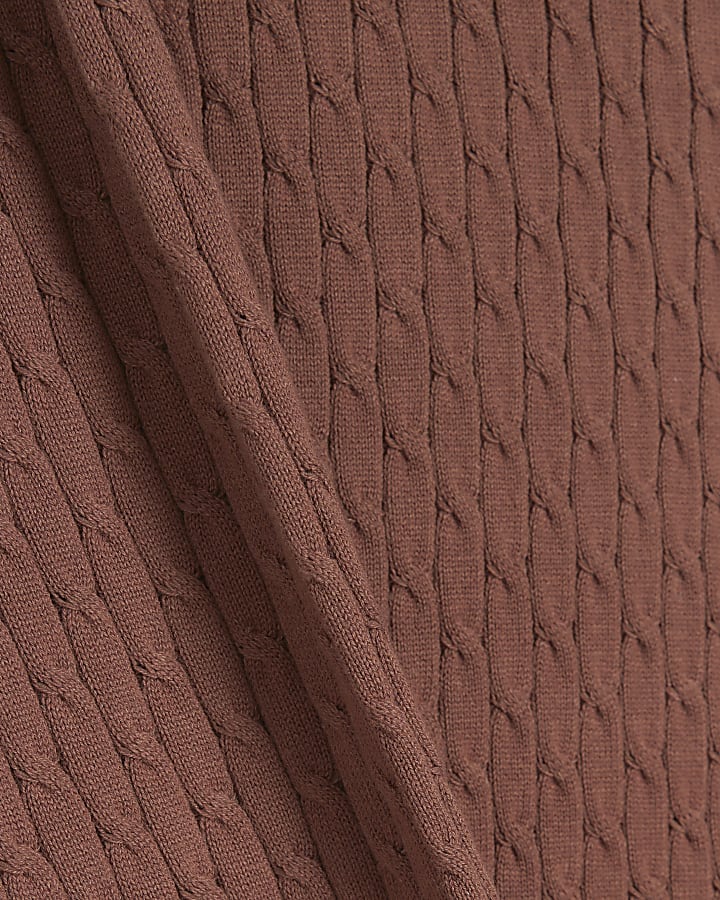 Brown muscle fit cable knitted jumper