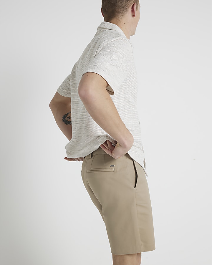 Beige slim fit chino shorts