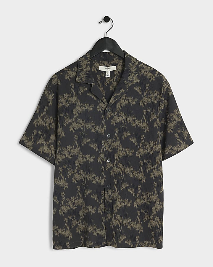 Green regular fit blur floral revere shirt