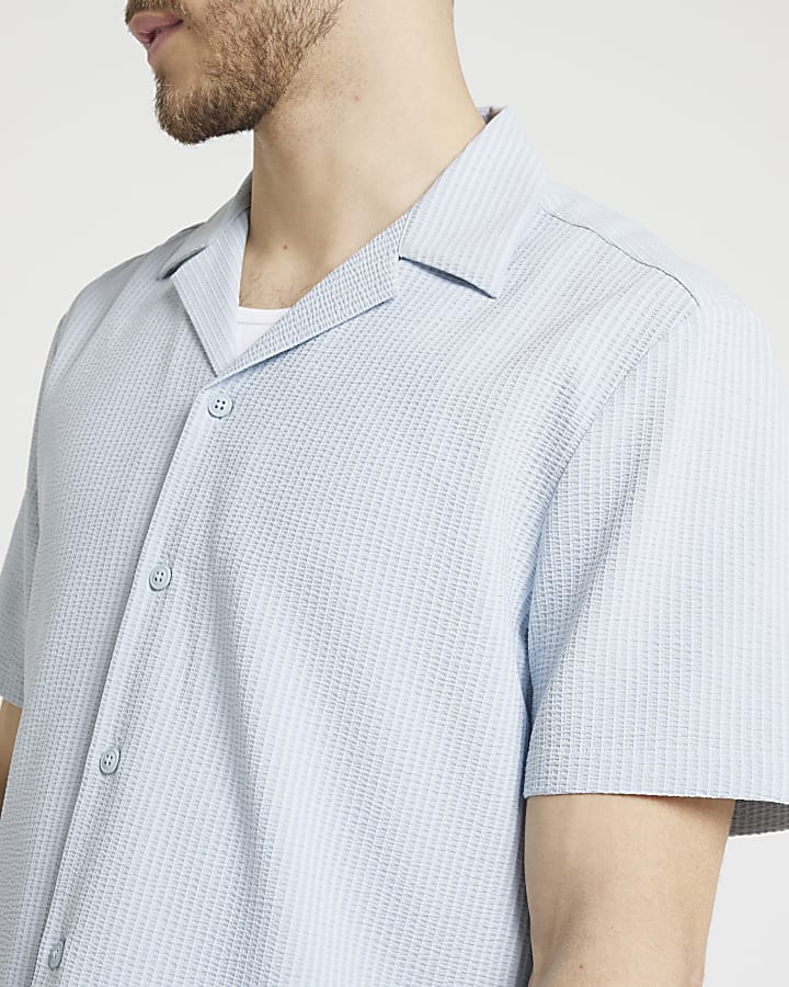 Blue regular fit seersucker revere shirt