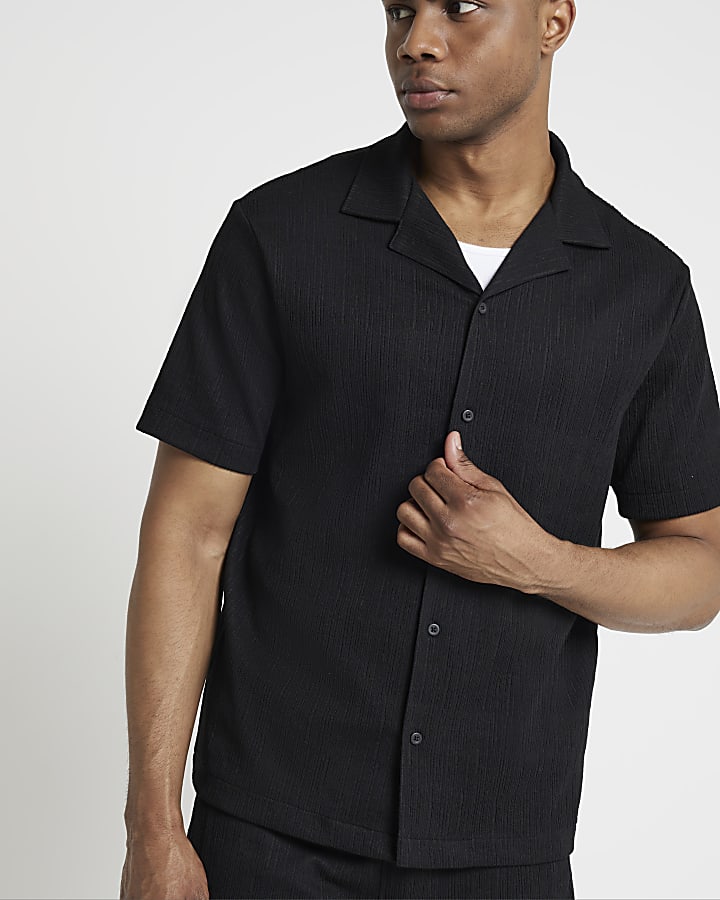 Black regular fit plisse revere shirt