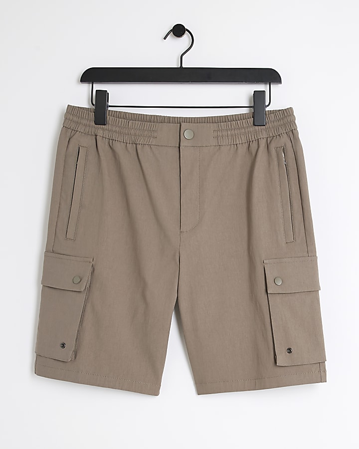 Beige regular fit smart cargo shorts