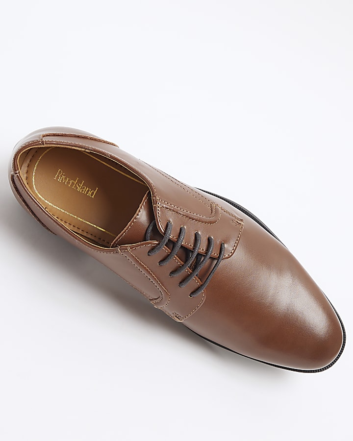 Brown formal derby shoes