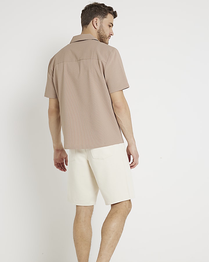 Beige slim fit relaxed denim shorts