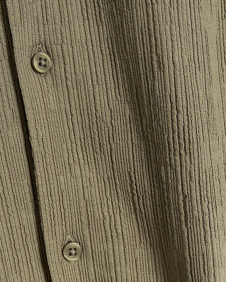 Khaki regular fit plisse revere shirt