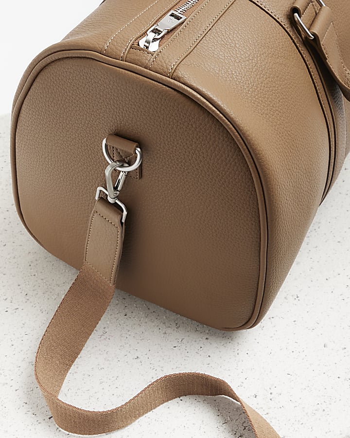 Brown smart holdall