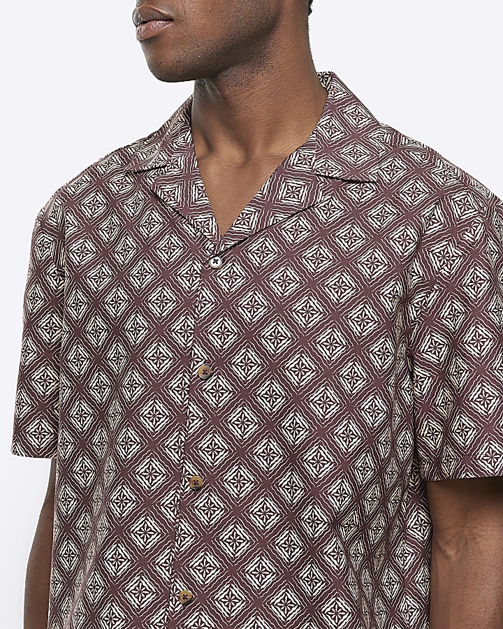 Brown regular fit geometric revere shirt