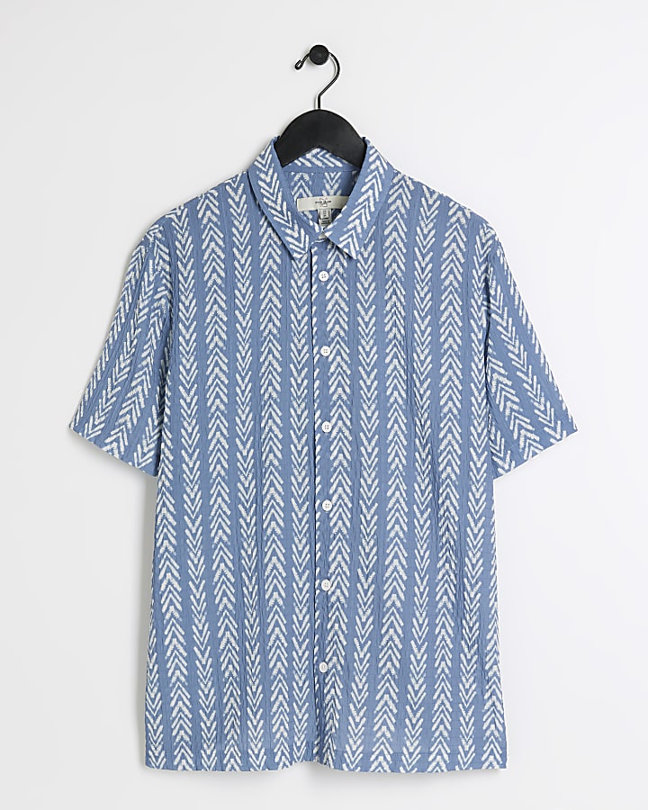 Blue regular fit crinkle arrow print shirt