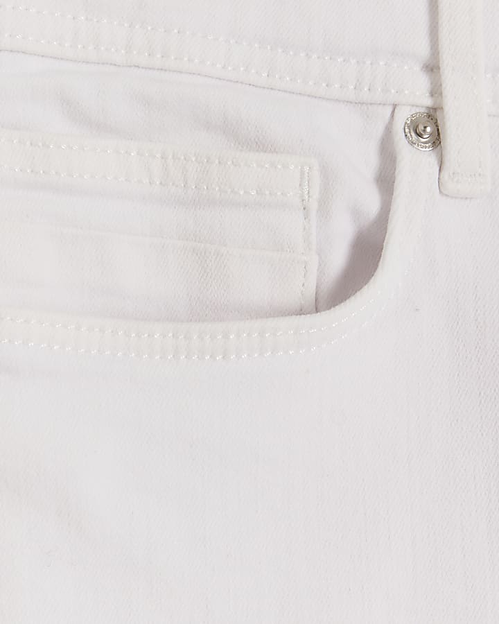 White skinny fit denim shorts